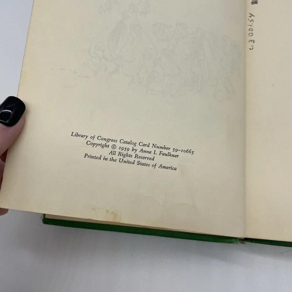 Tomahawk Shadow By Nancy Faulkner.‎ Doubleday 1959 Hardcover